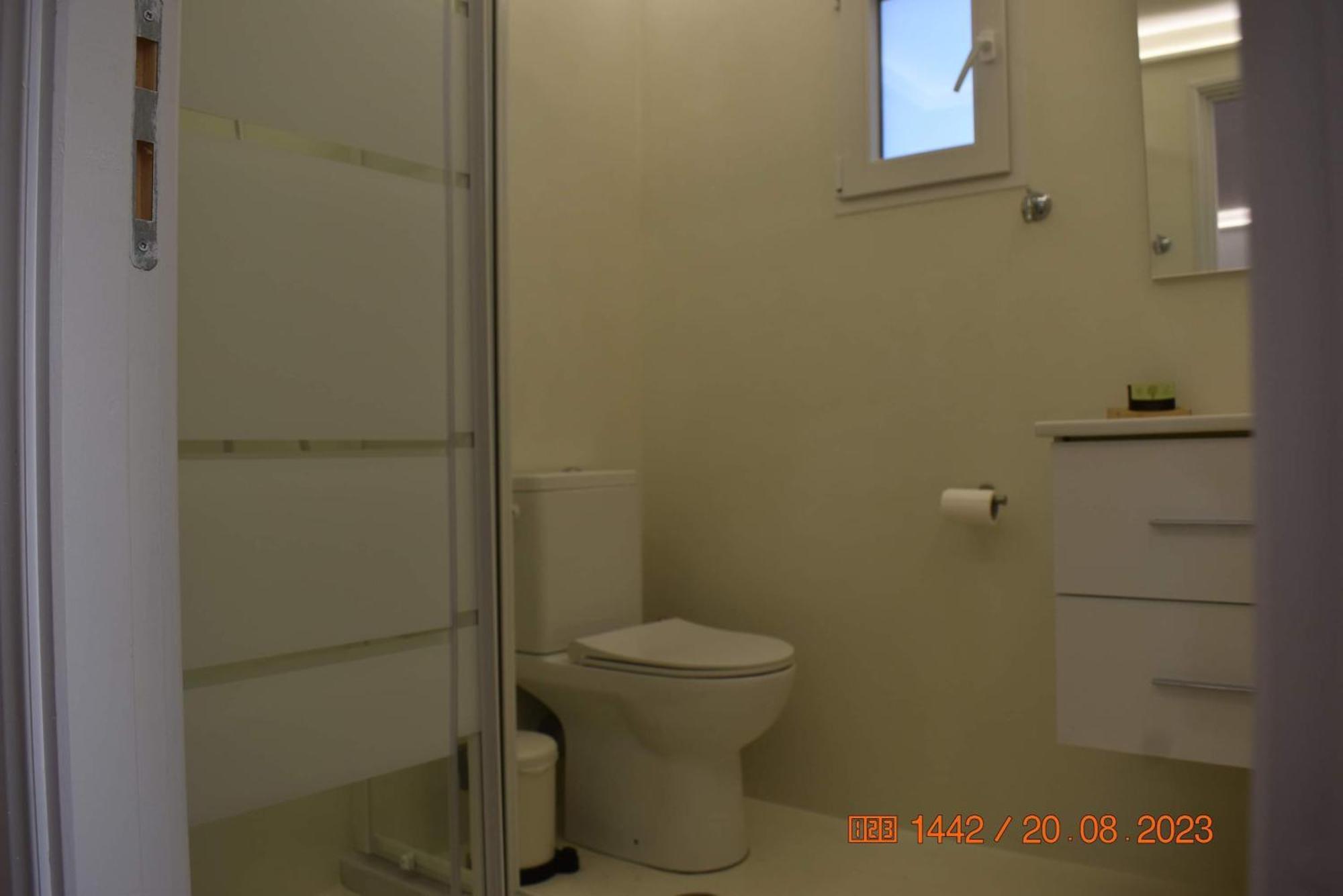 Syros Village Suites Vári Exteriör bild