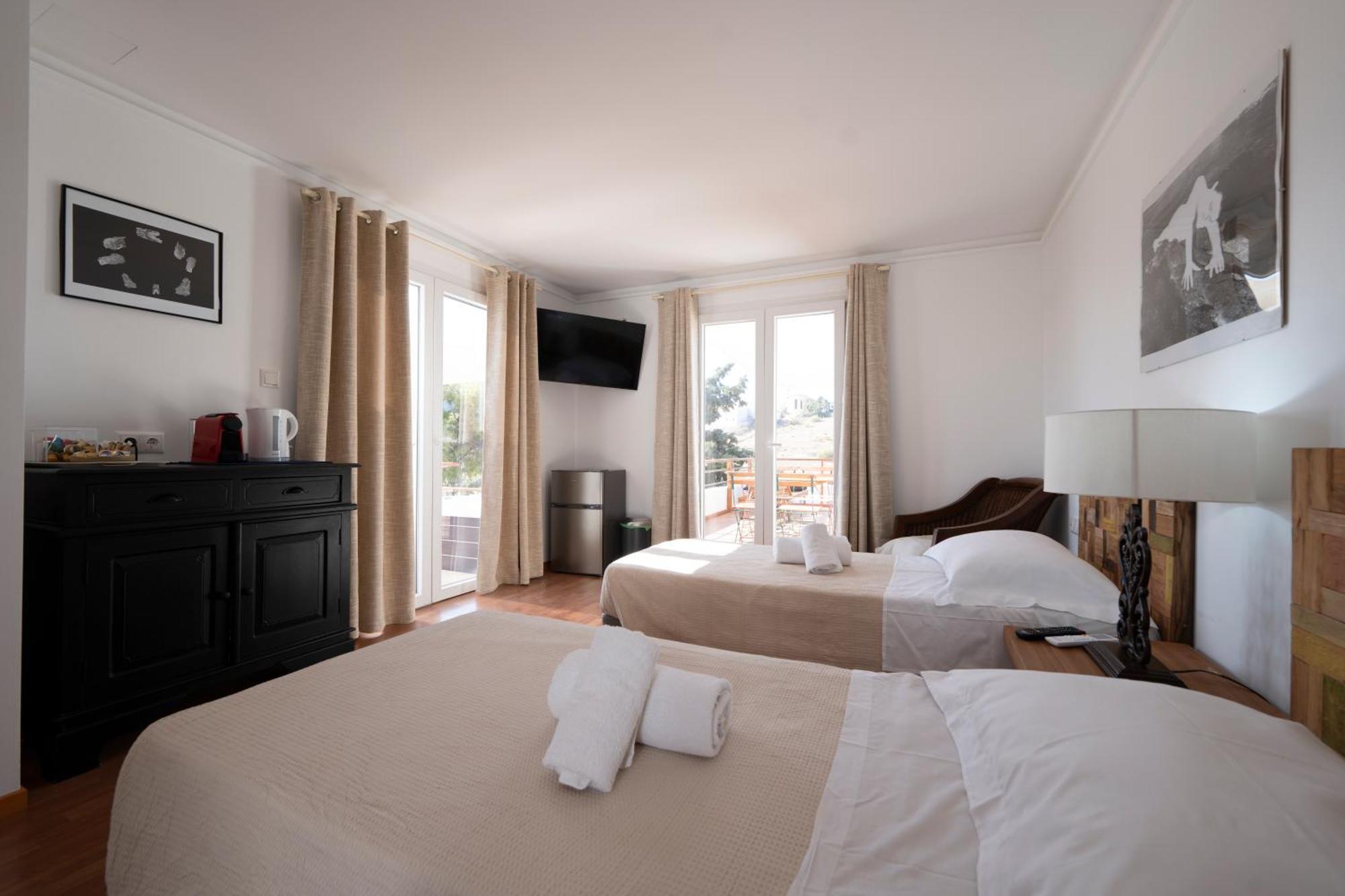 Syros Village Suites Vári Exteriör bild