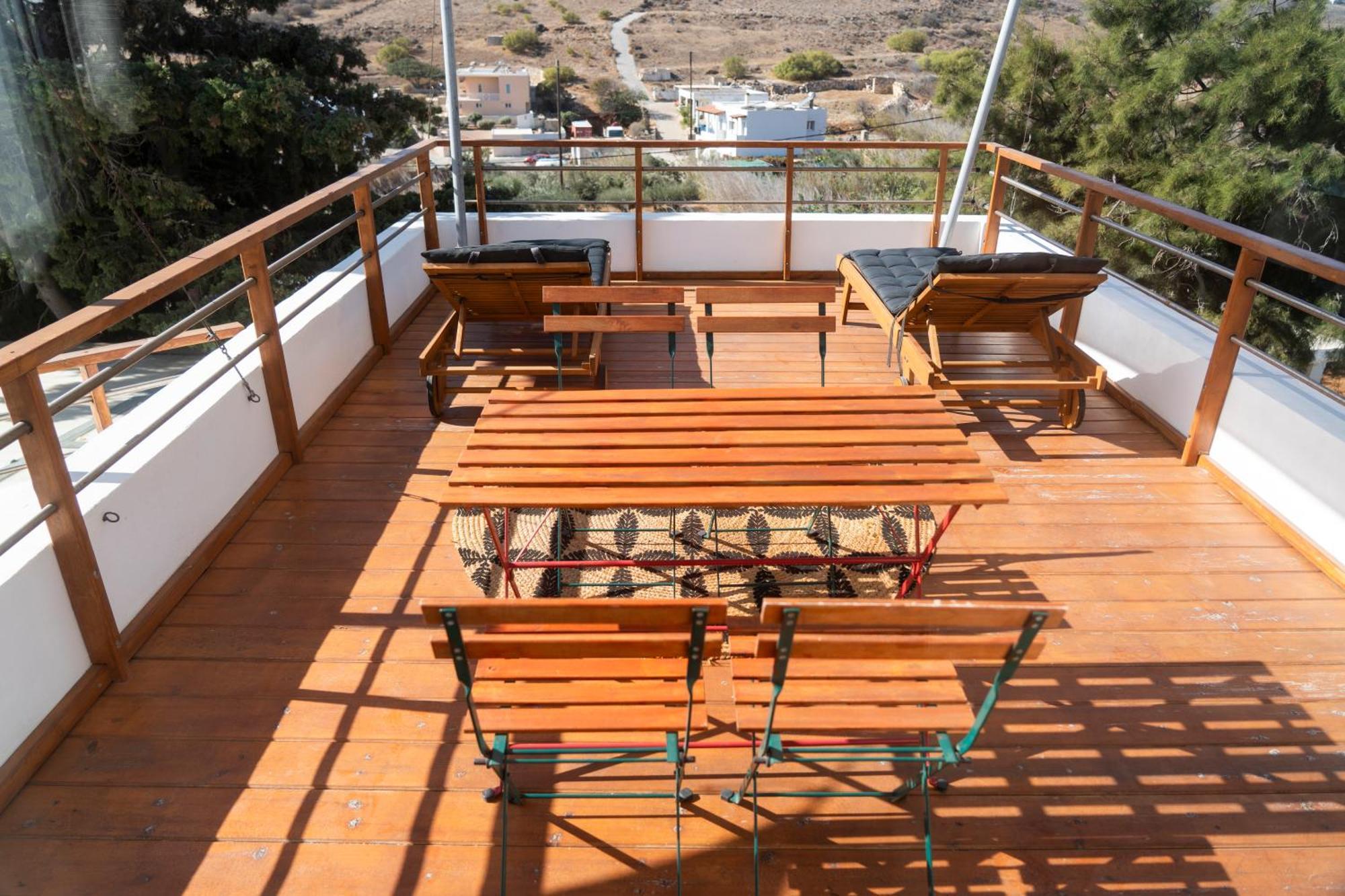 Syros Village Suites Vári Exteriör bild