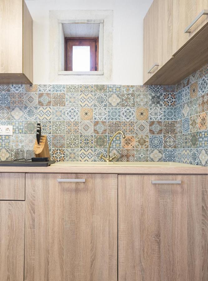 Syros Village Suites Vári Exteriör bild