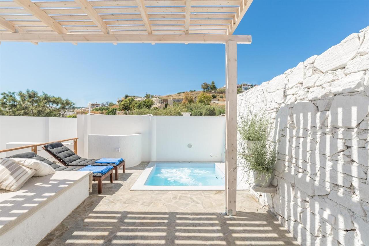Syros Village Suites Vári Exteriör bild