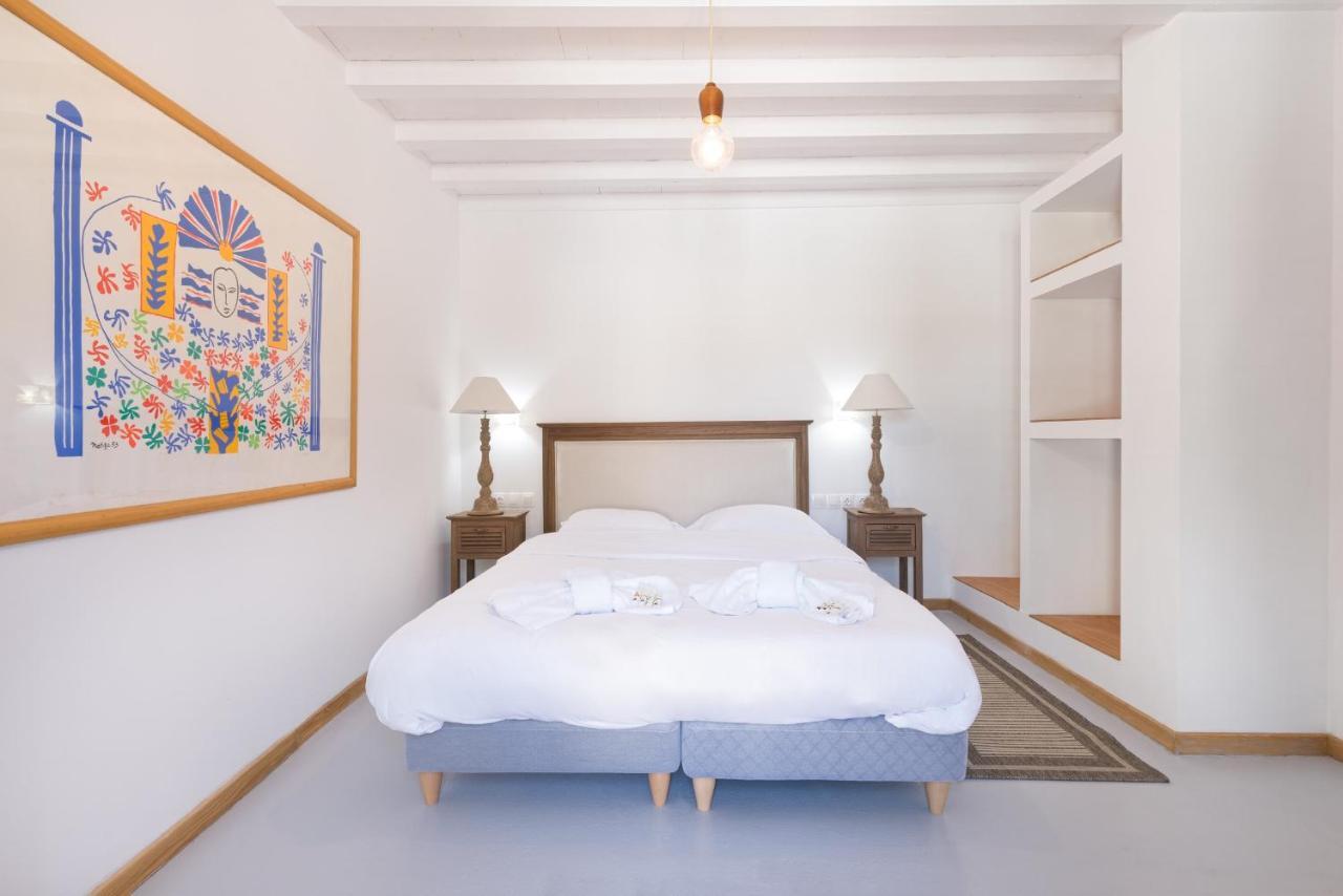 Syros Village Suites Vári Exteriör bild